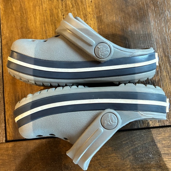 Toddler Crocs - Picture 5 of 7